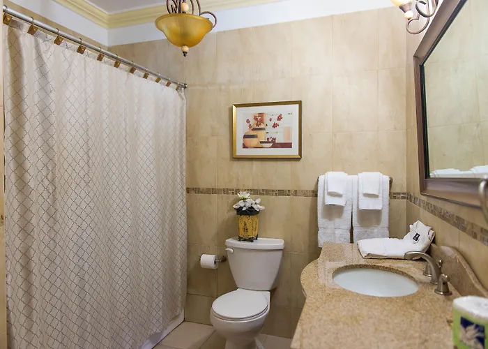 Khastle Khodero 3*