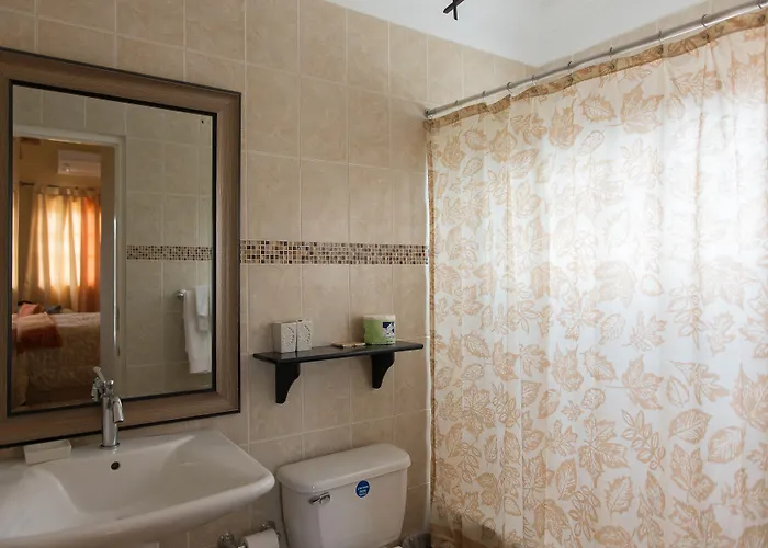 Khastle Khodero Bed & Breakfast 3*